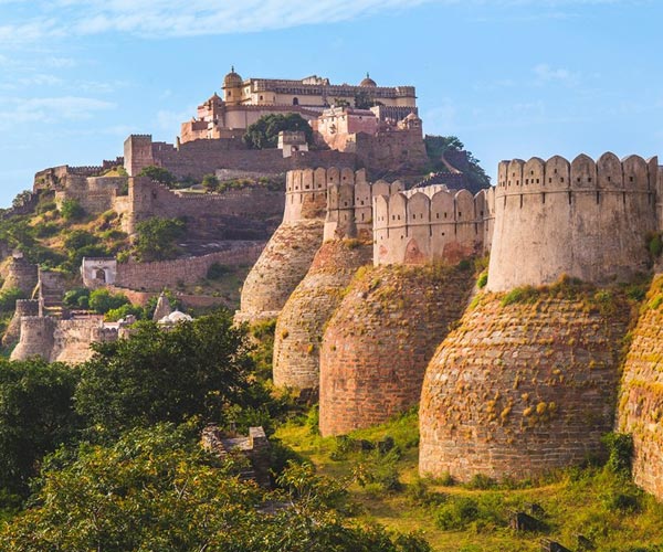 Kumbhalgarh Ranakpur Day Tour